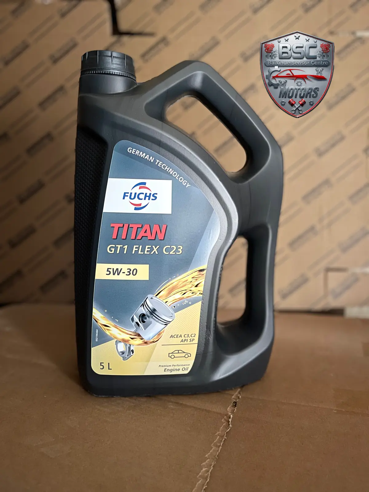 FUCHS Engine Oil