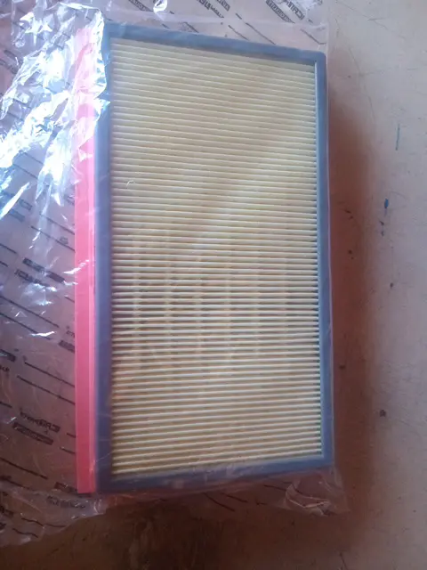 TOYOTA Ad Van Air Filter
