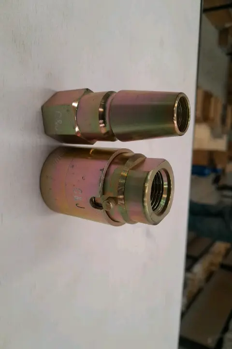 Female and male air coupling