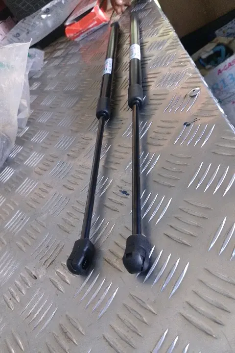 Boot shocks