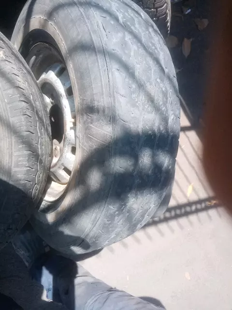 Automotive Tire with Wheel