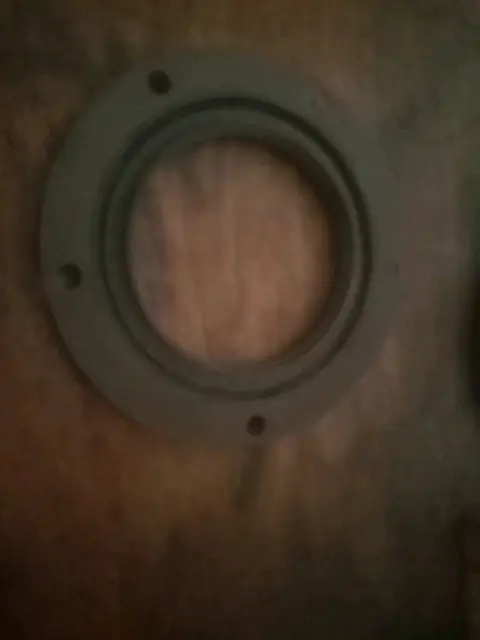 Seal Retainer Flange