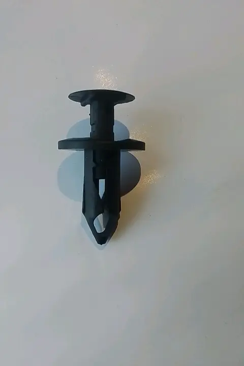 Push-Pin Rivet ( retainer clips)