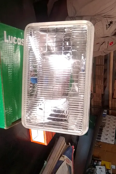 Sealed Headlight