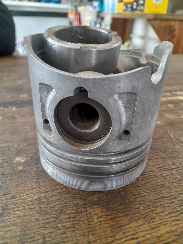 piston