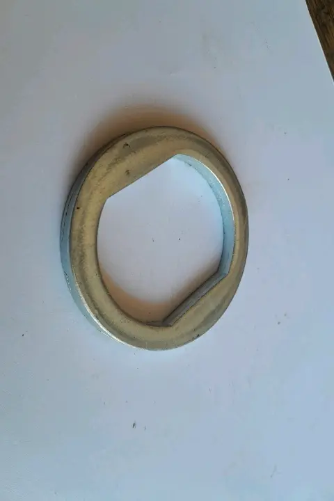 Hub nut washer