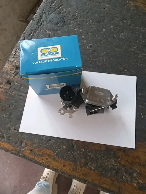3 pin ELPAR Voltage Regulator